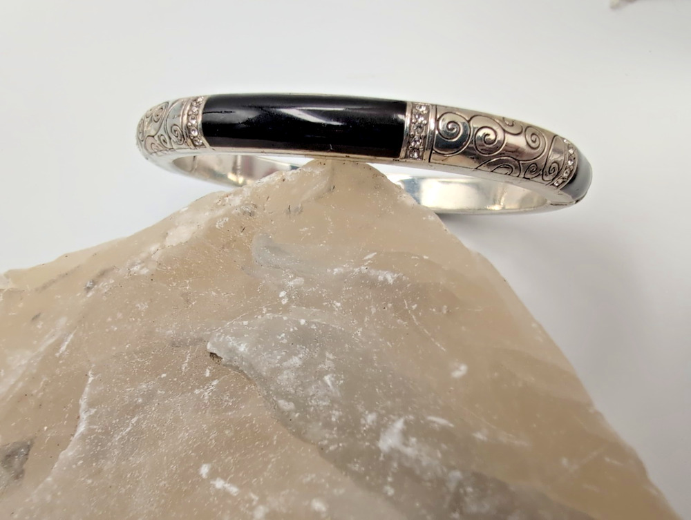 Brighton Wiltern Hinged Bangle Swarovski Crystals